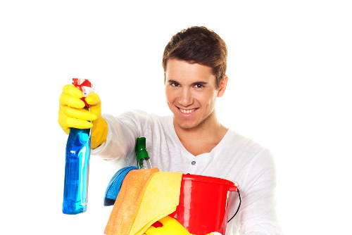 Detailed kitchen and bathroom deep cleaning in Queenspark